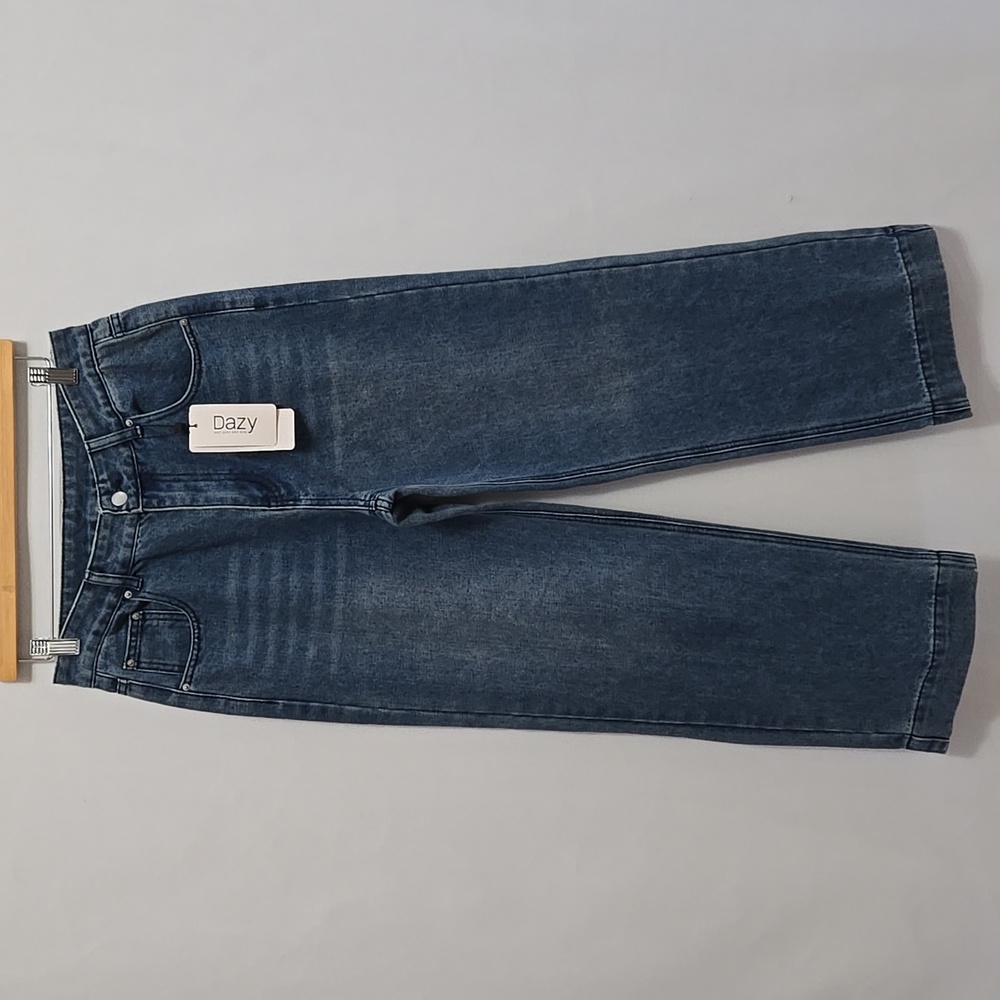 Dazy High Rise Wide Leg Jeans Size‎ Small NWT